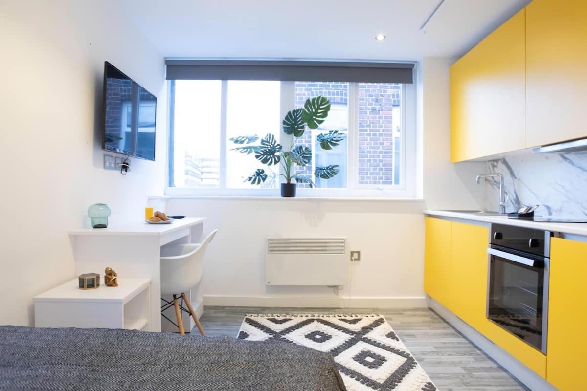 Bells Court Studios - Sheffield City Centre, Opulent Living Serviced Accommodation Exterior foto